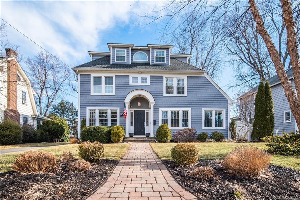 194 Four Mile Rd, West Hartford, CT